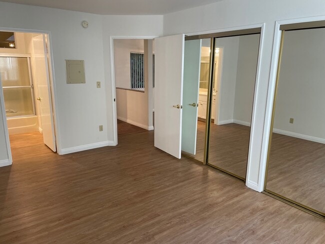 Building Photo - 4230 S Centinela Ave