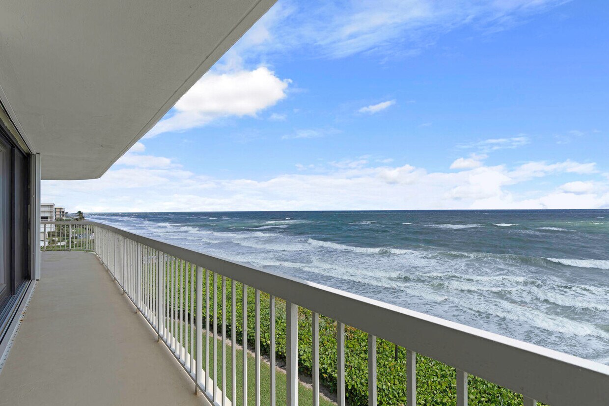 Primary Photo - 3300 S Ocean Blvd