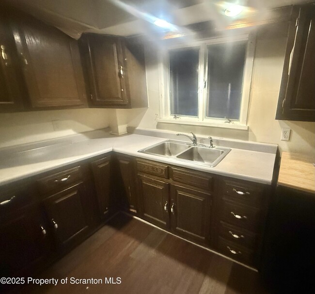 Foto del edificio - 526 N Fillmore Ave