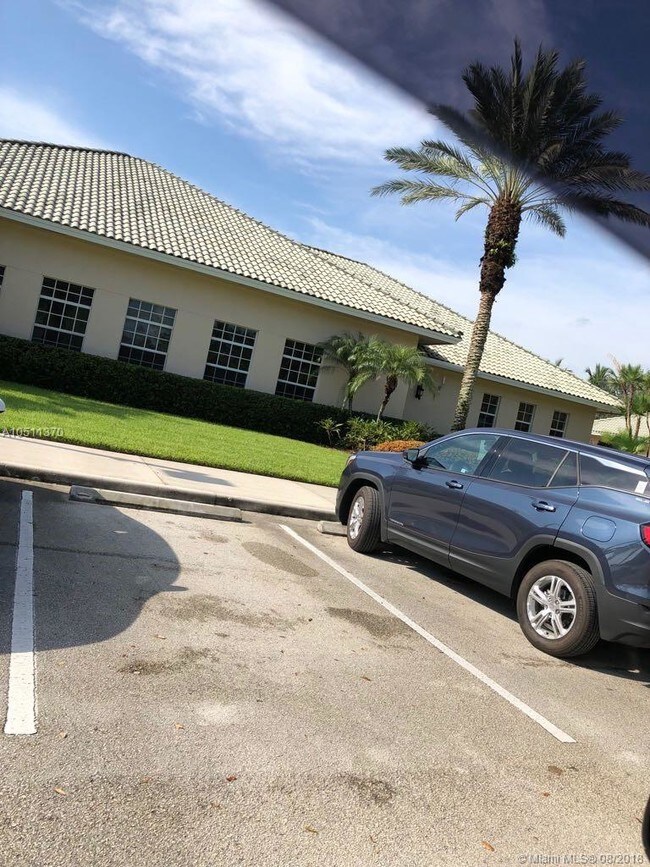 Building Photo - 1181 Peregrine Way