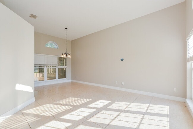 Building Photo - 811 Longleaf Pine Ct