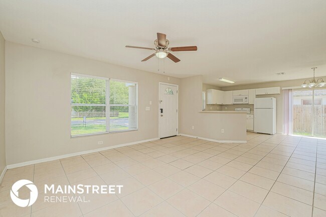 Foto del edificio - 2627 E Chelsea St