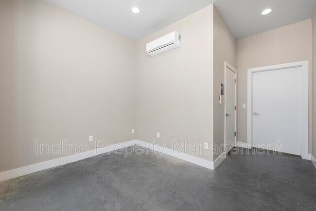 Foto del edificio - 1545 W 200 S