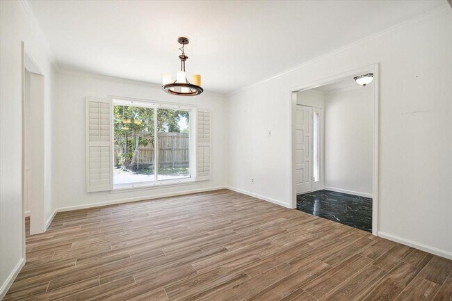 Foto del edificio - 5503 Oakhaven Ln