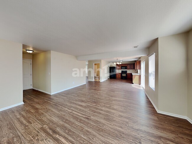 Foto del edificio - 15662 E 98th Pl