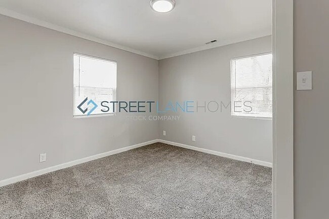 Foto del edificio - 3235 N Euclid Ave