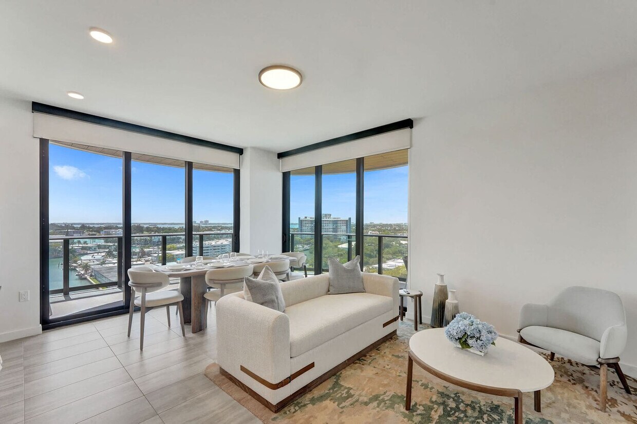 Foto principal - 580 72nd St