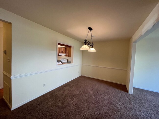 Building Photo - 8704 Hermitage Trace Cir