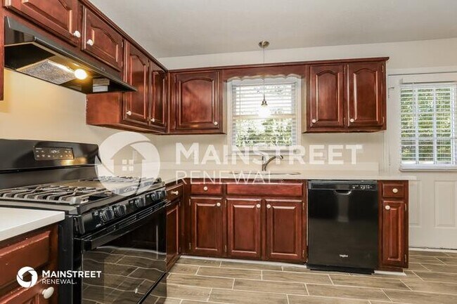 Building Photo - 4930 CLOVERHILL DR, MURFREESBORO, TN 37128