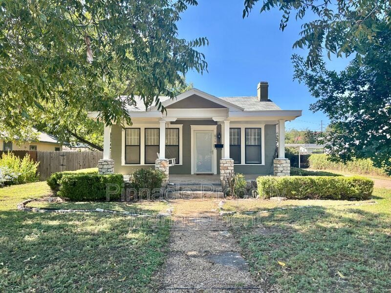 Foto principal - 515 S Madison St