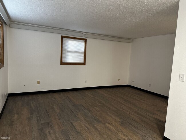 Foto del edificio - 1 br, 1 bath 4plex - 104 Philadelphia Stre...