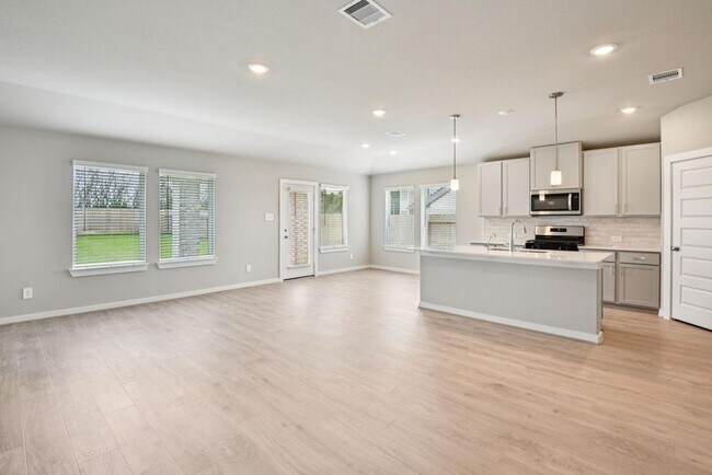 Foto del edificio - 2131 Rawls Ranch Ct