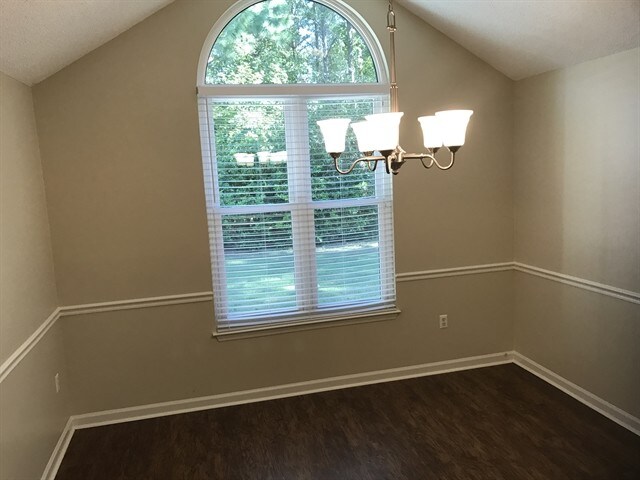 Foto del edificio - 170 Rosemont Court