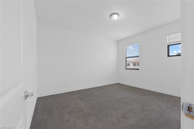 Foto del edificio - 5689 Agostino Way