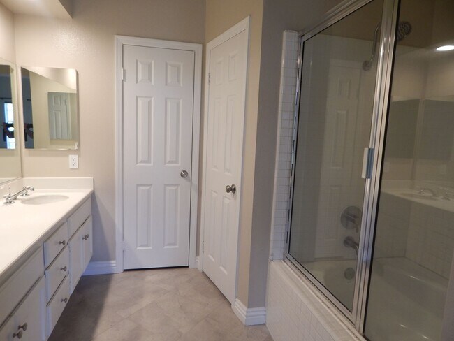 Foto del edificio - Sera Brisa Condo in Rancho Santa Margarita