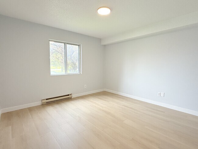 Photo du bâtiment - 2950 Elsmere Ave