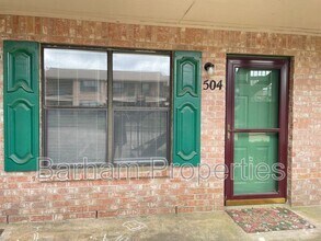 Building Photo - 4133 NE Stallings Dr
