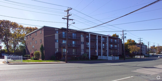 Building Photo - Wollaston Landing