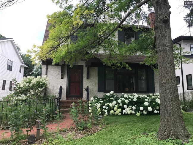 Foto del edificio - 4405 Morningside Rd