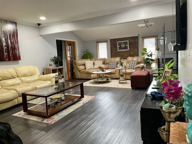 Foto del edificio - 44 Mead Ln