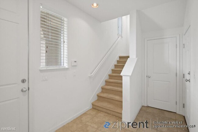 Foto del edificio - 2 br, 2.5 bath Townhome - 1109 Rock Avenue...