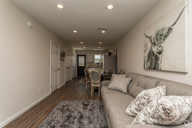 2HAB, 1.5BA - 1,080 ft² - Coleson Creek Apartments