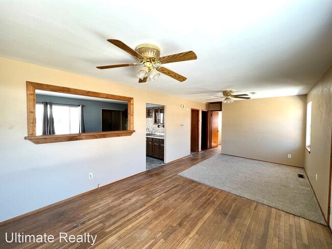 Building Photo - 3 br, 2 bath House - 7378 Naples Dr.