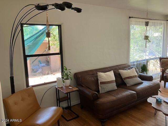 Foto del edificio - 9813 N 1st St