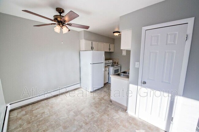 Building Photo - 5954 S Datura St