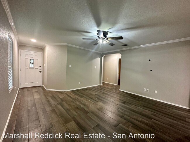 Foto del edificio - 3 br, 2 bath House - 9314 Juniper Spg