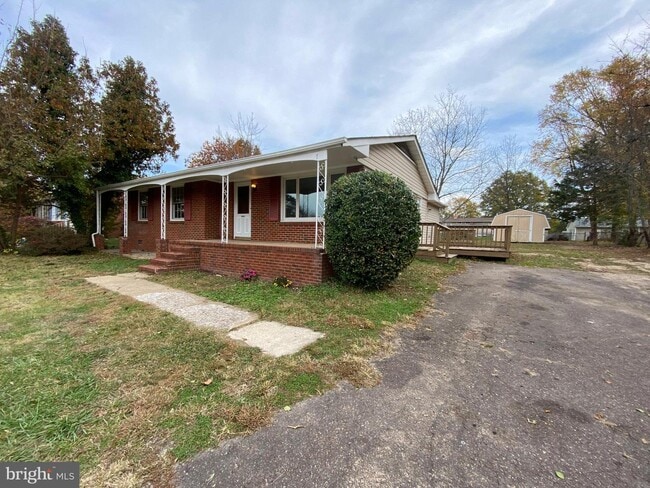 Building Photo - 712 Payton Dr