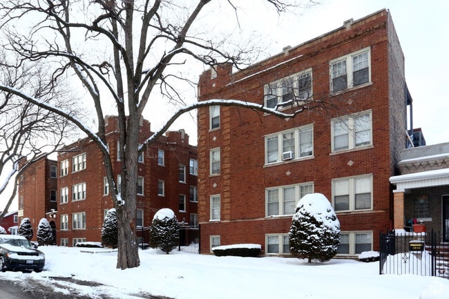 Building Photo - 4844-4850 W Wrightwood Ave