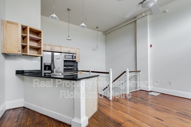 Foto del edificio - 1321 1/2 E. Main St.