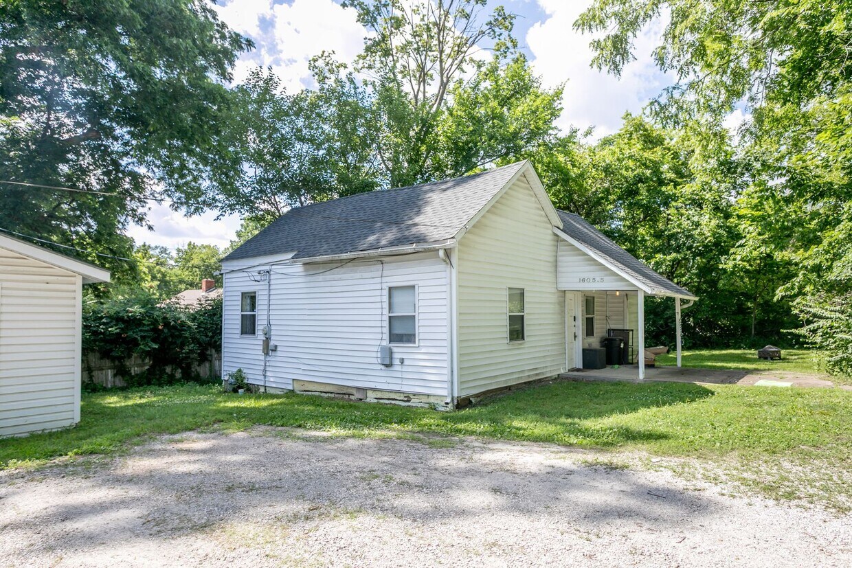 Foto principal - 1605 Hinkson Ave