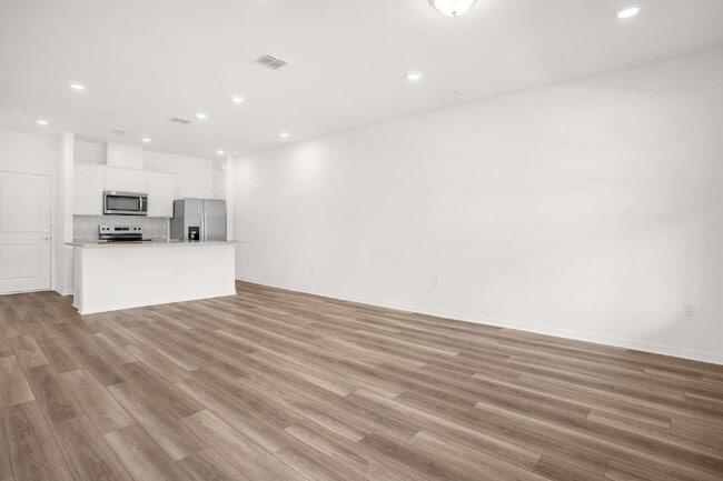 Building Photo - 11272 Blue Bay Dr