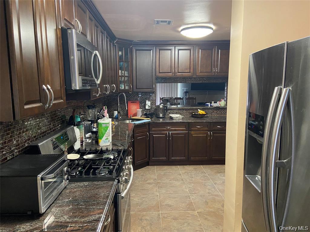 Foto del edificio - 52 Oakwood Ct