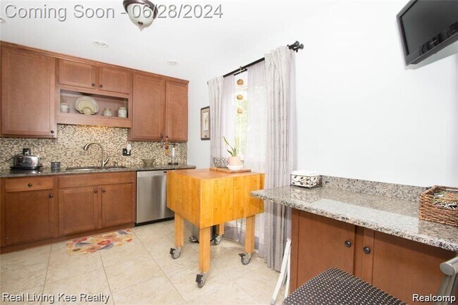 Foto del edificio - 1388 Crescent Ln