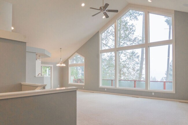 Foto del edificio - 3345 Bentley Ave
