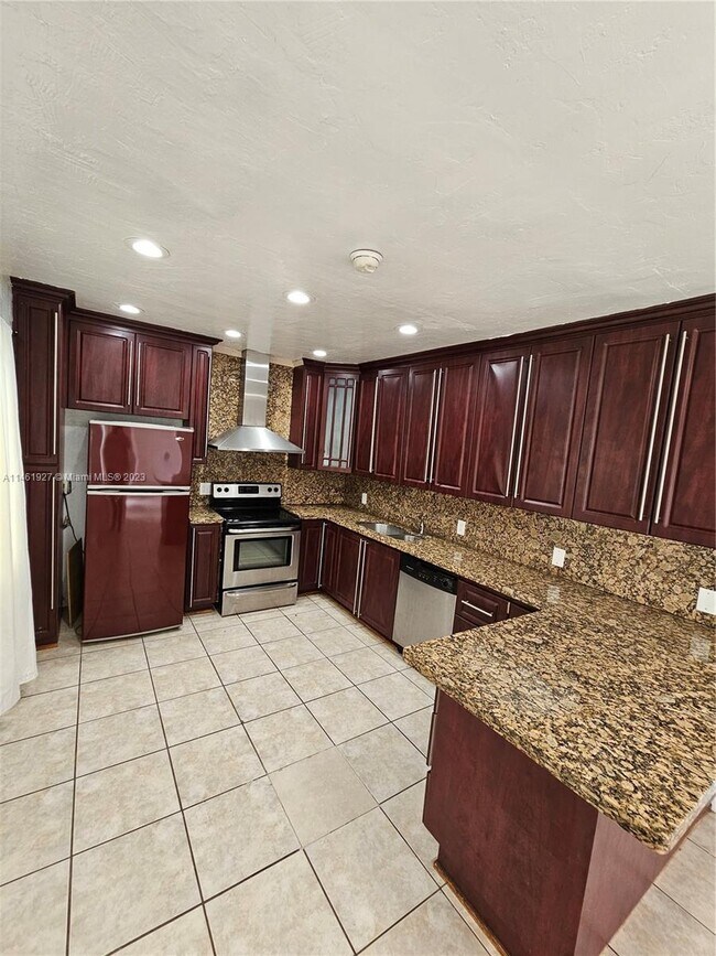 Foto del edificio - 655 SW 19th Rd