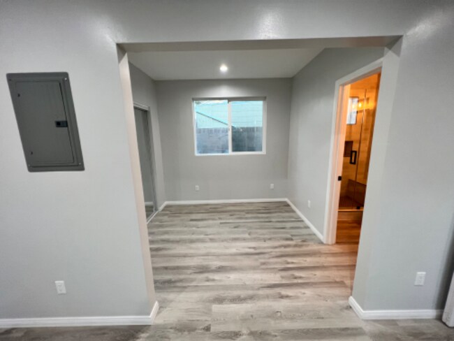 Foto del edificio - 7333 Dinsdale St