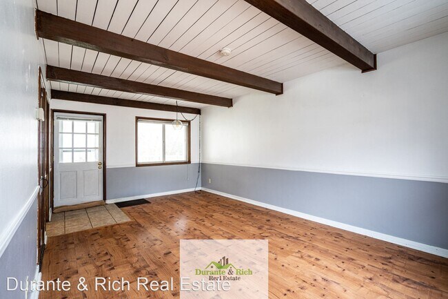 Building Photo - 2 br, 1 bath House - 5604 Bramble Court