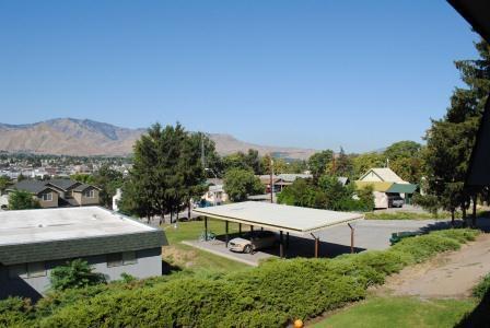 Foto del edificio - Pet-friendly 2 bedroom apartment with a/c,...