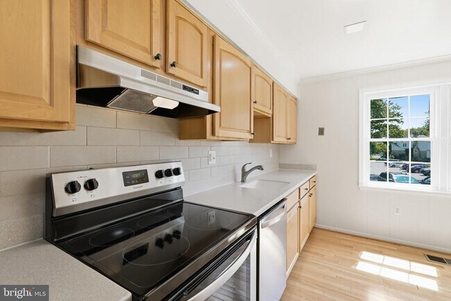 Foto del edificio - 6002 Mardale Ln