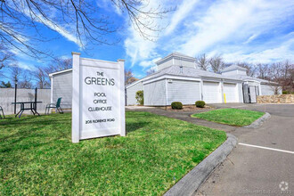 Building Photo - 125 Peddlers Dr