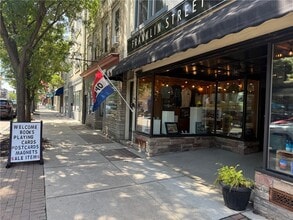 Building Photo - 101 E 2nd St Building Photo - 101 E 2nd St