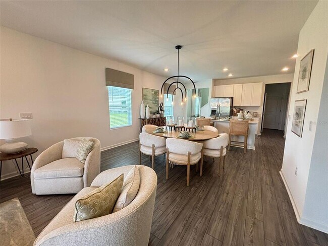 Foto del edificio - 4738 SW 83rd Lp