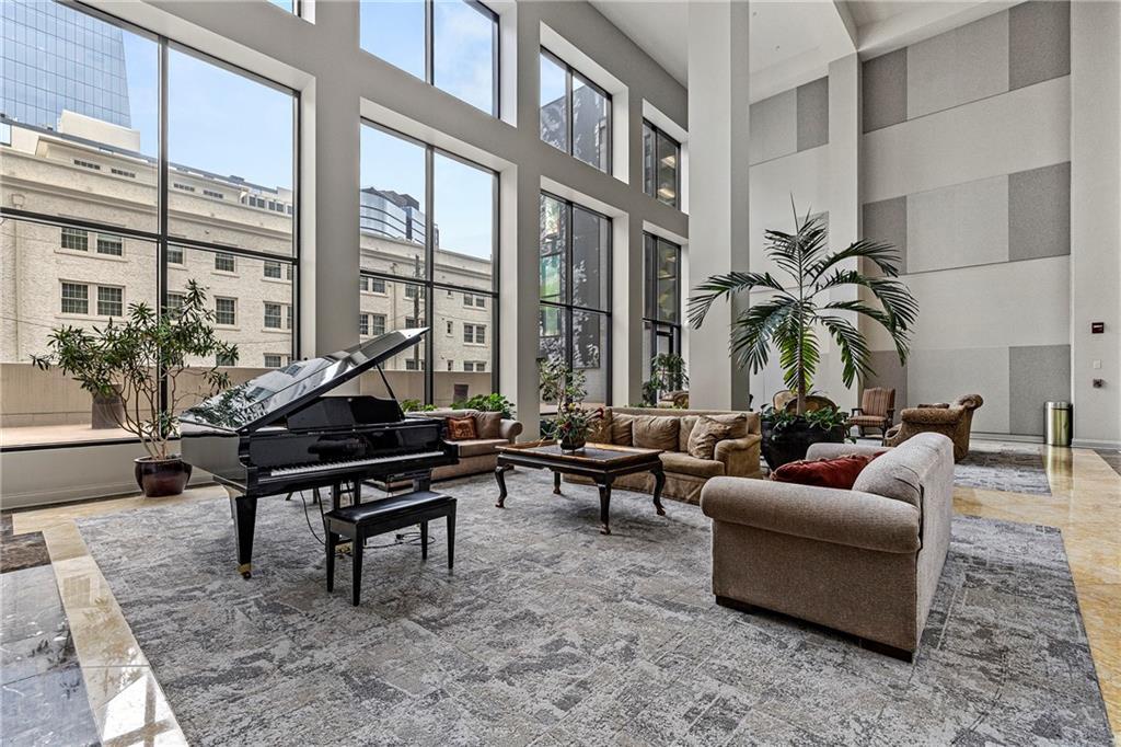 Foto del edificio - 1280 W Peachtree St NW