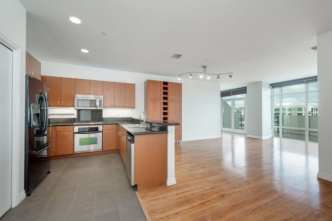 Building Photo - Top-floor East Vilage 2 Bedroom at Nexus! ...
