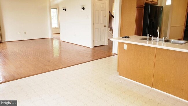 Building Photo - 14 Hayworth Cir