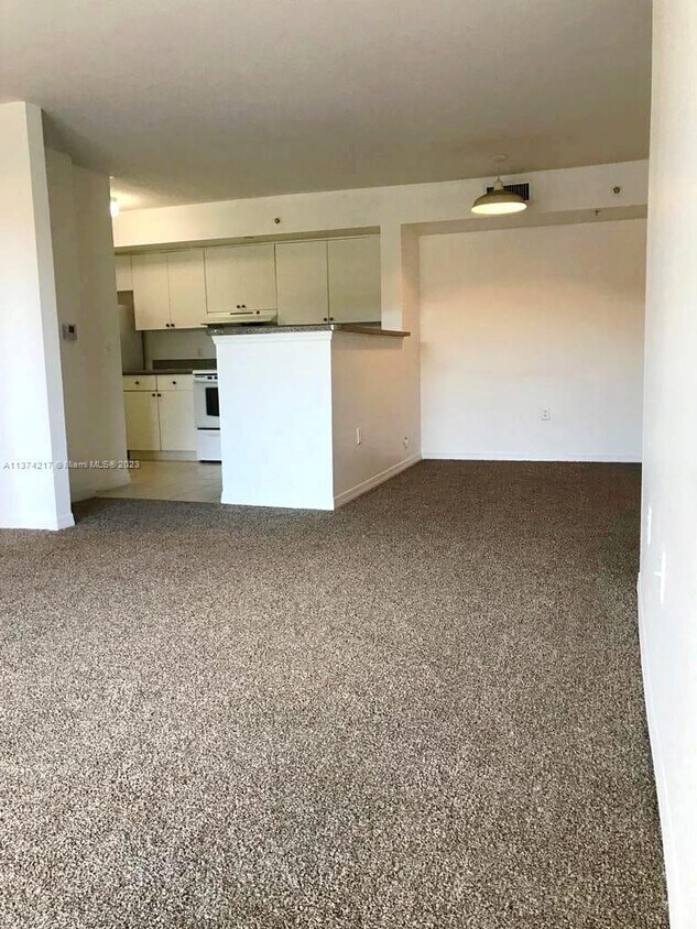 13820 NE 3rd Ct Unit 307, North Miami, FL 33161 Condo for Rent in